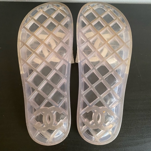 EUC Chanel CC Clear PVC Plastic Pool Sides size 37 w/dustbag fits 6/6.5 - Picture 6 of 12